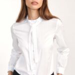 biała koszulowa bluzka z wiązaniem pod szyją - biała