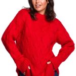 czerwony ciepły sweter z półgolfem w warkocze