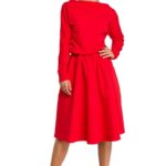 czerwona rozkloszowana dzianinowa sukienka z gumką w tali