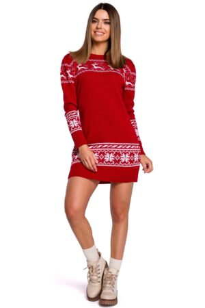 czerwona prosta swetrowa sukienka ze świątecznym motywem