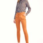 klasyczne spodnie z wąskimi nogawkami - pomarańczowe