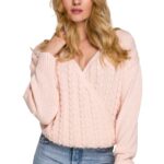 krótki sweter na zakładkę w warkocze - brzoskwiniowy