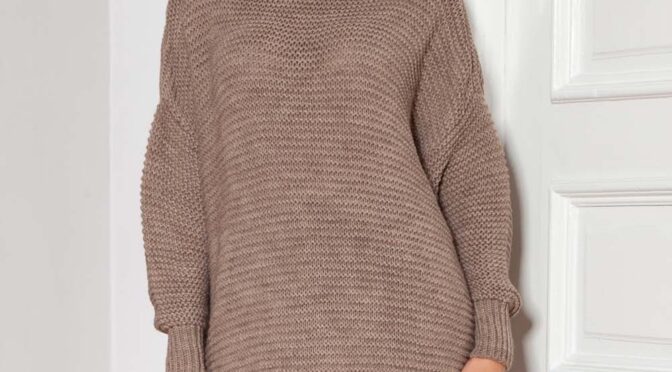 oversizowy sweter z luźnym golfem – mocca