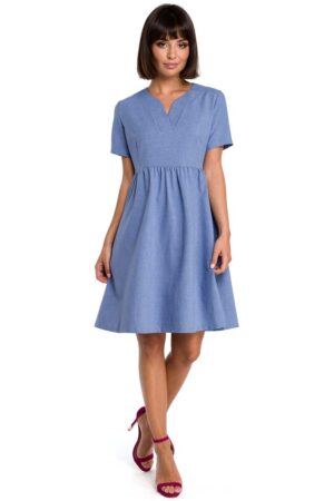 niebieska rozkloszowana sukienka mini odcinana pod biustem